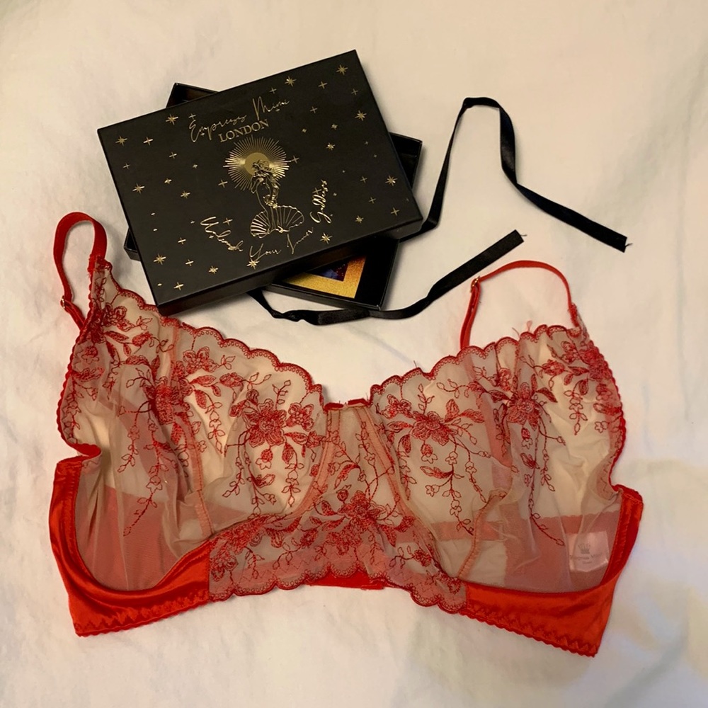 Wireless Embroidered Empress Mini Foxy Cleopatra Bra S++